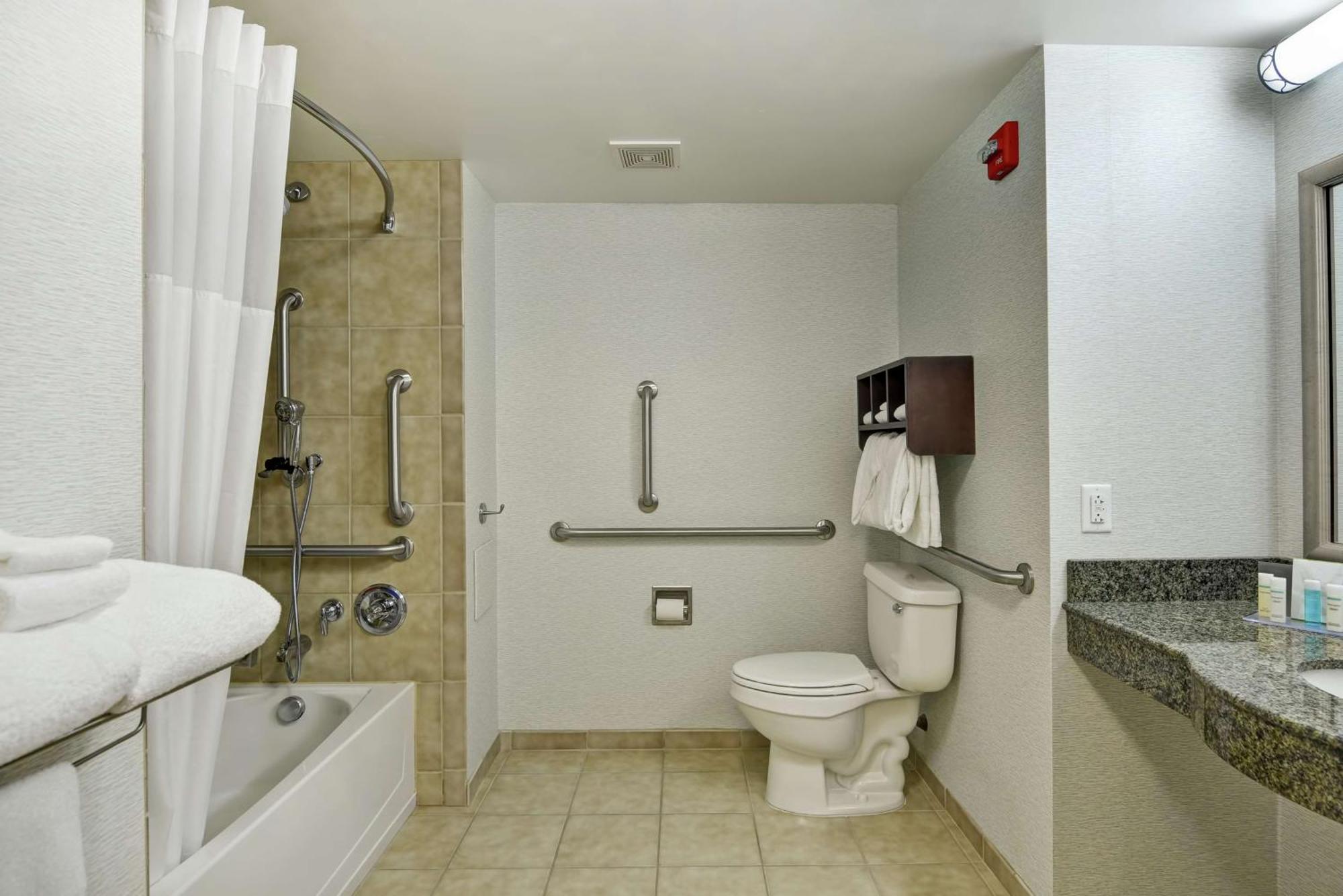 Hotel Hampton & Wilkes-Barre